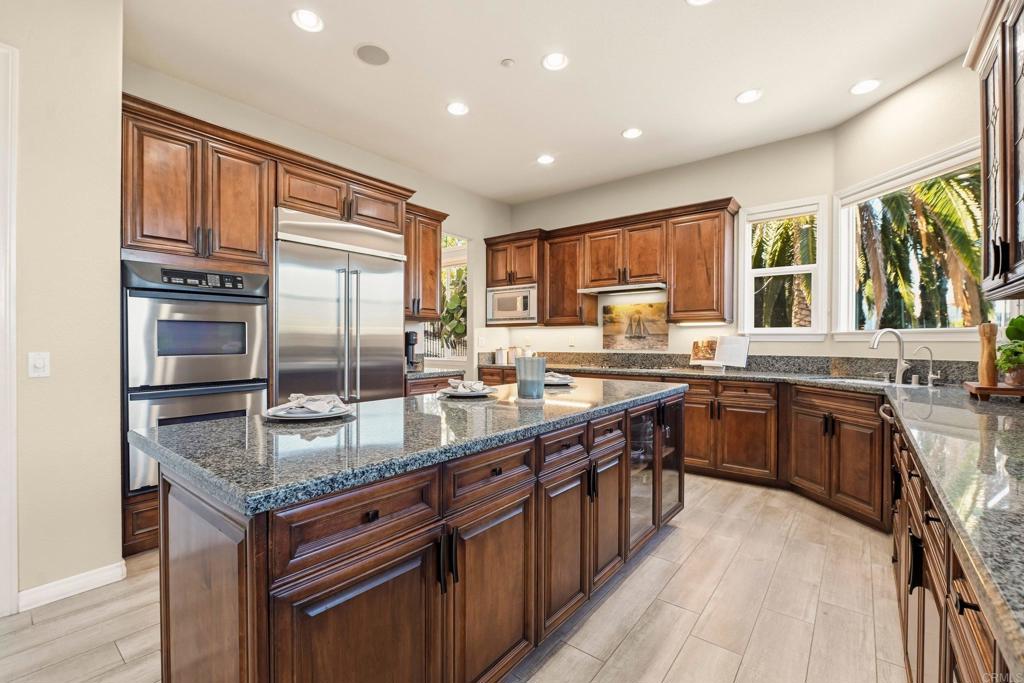 2888 Eastview