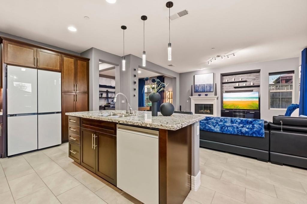 8559 Old Stonefield Chase