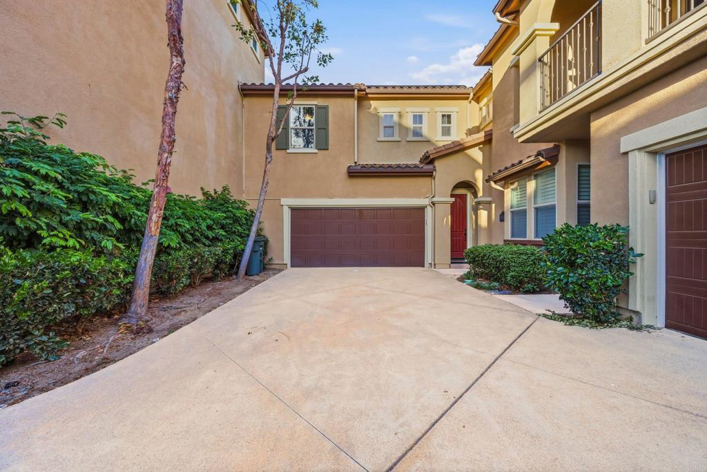 8559 Old Stonefield Chase