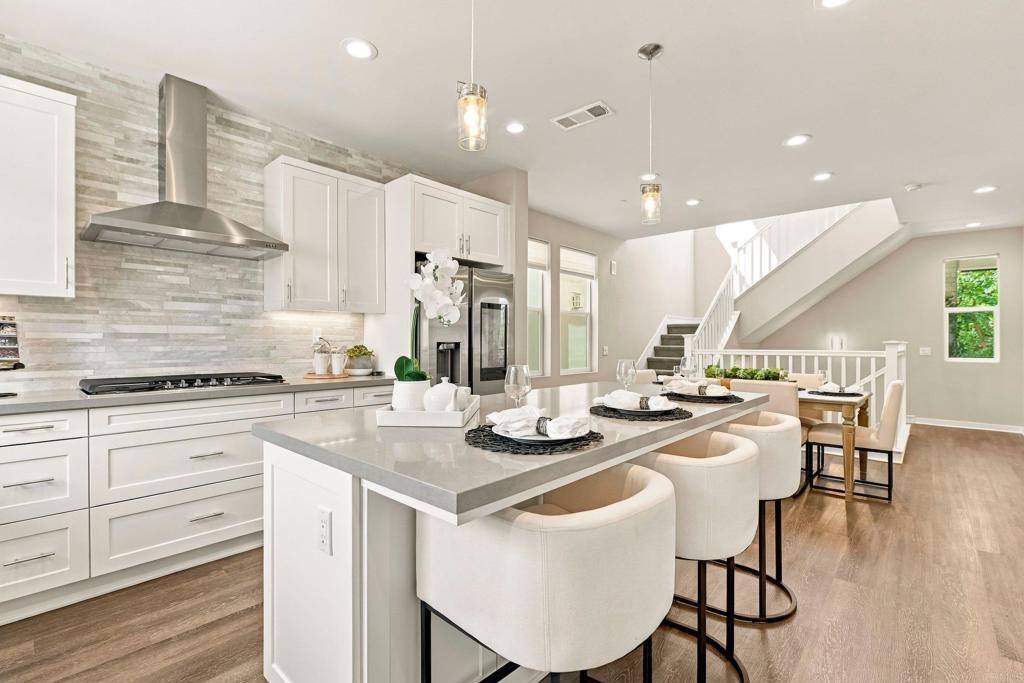 15110 Lincoln Loop