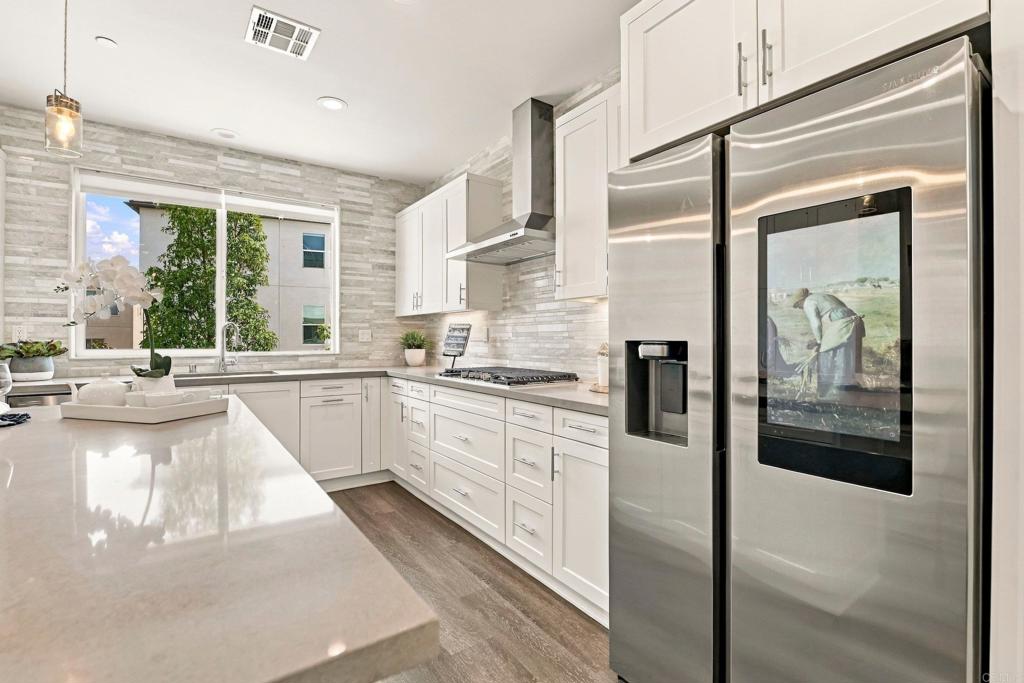 15110 Lincoln Loop