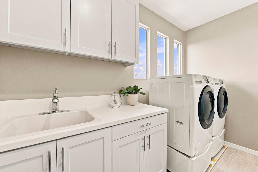 15110 Lincoln Loop