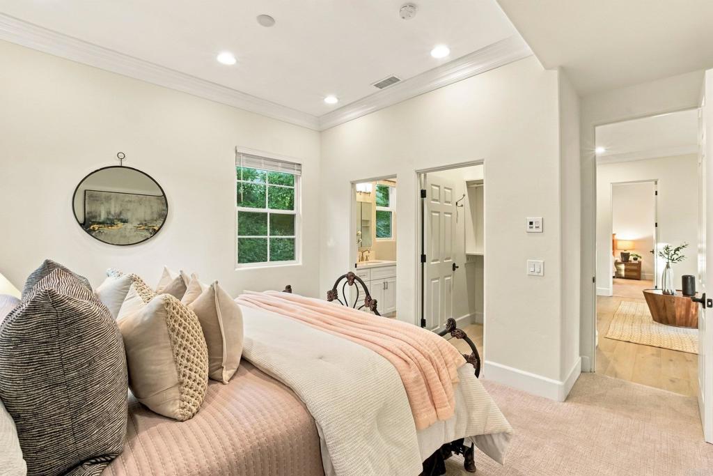 17137 Silver Gum Way