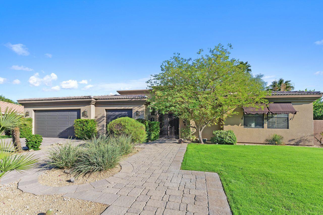 51200 Calle Paloma