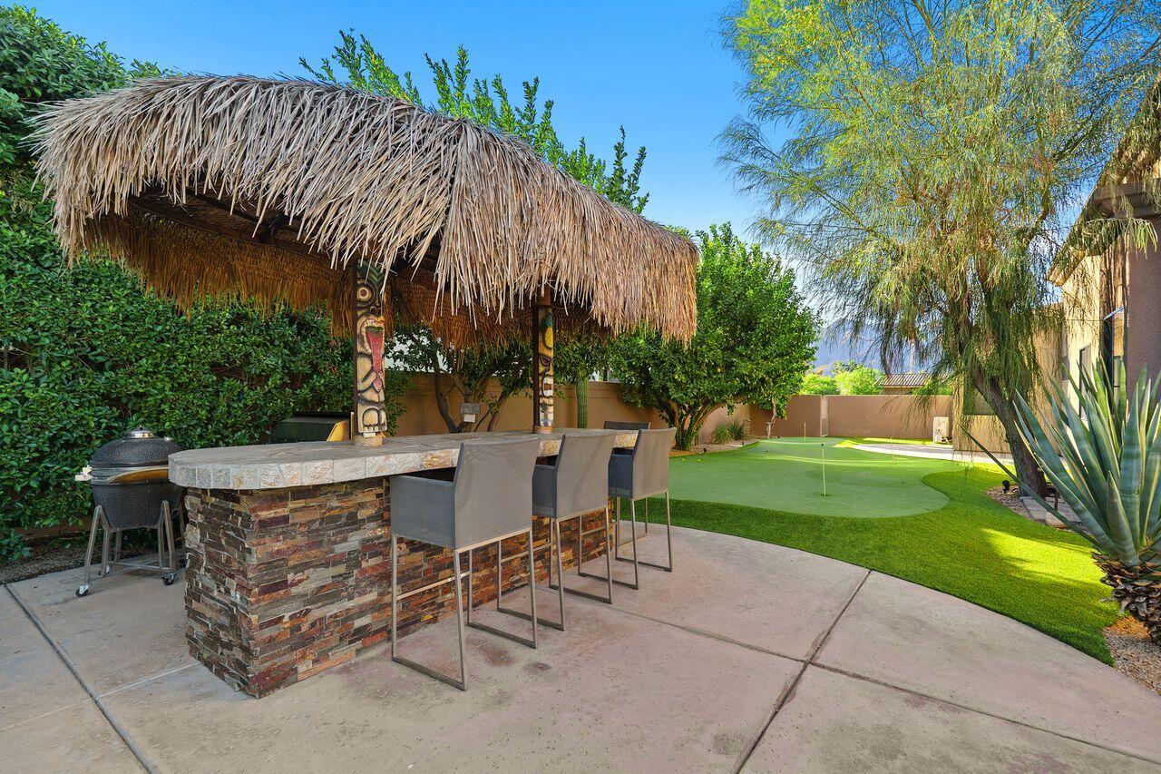 51200 Calle Paloma