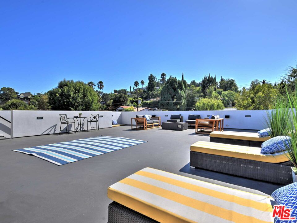 15227 Valley Vista Blvd