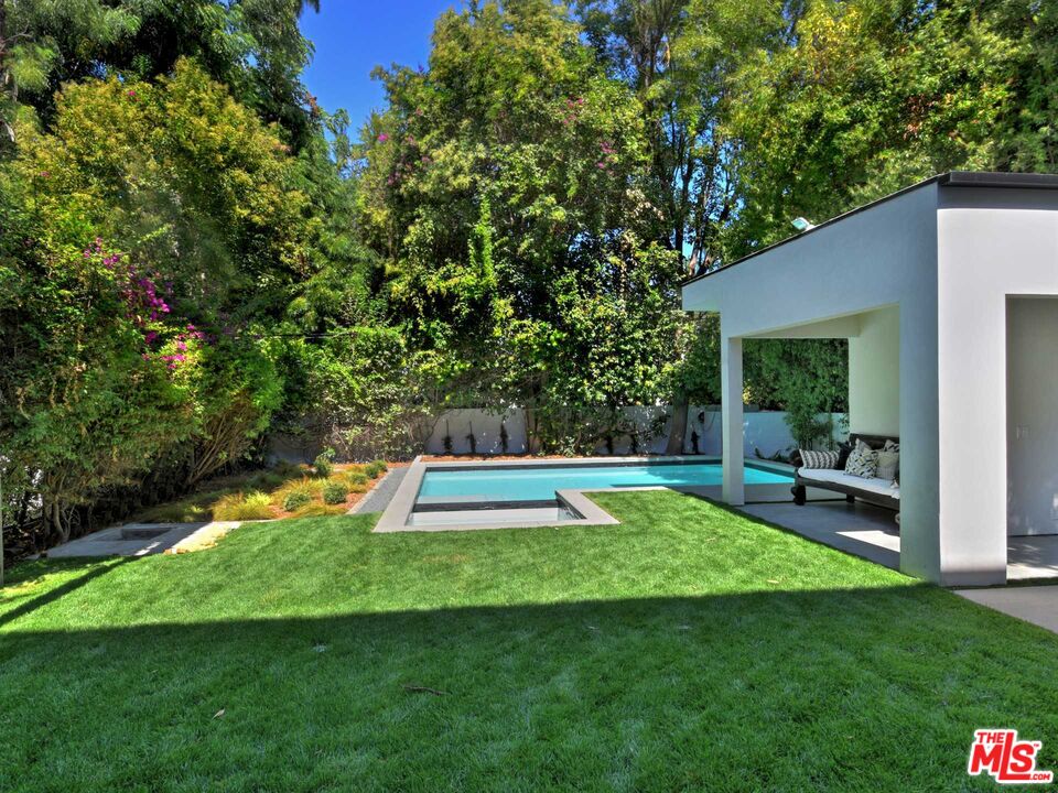 15227 Valley Vista Blvd