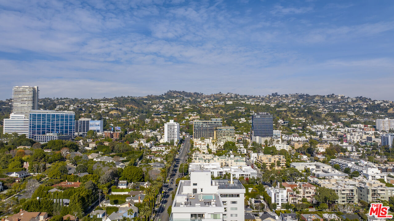 838 N Doheny Dr Unit: 101