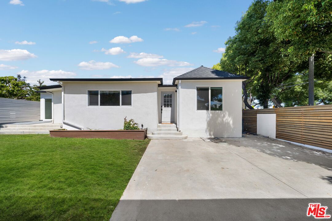 2559 Colby Ave