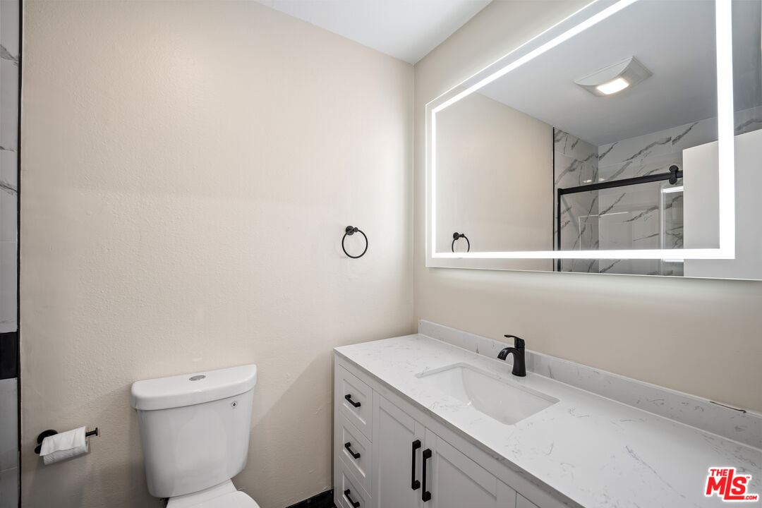 815 S Shenandoah St Unit: 304