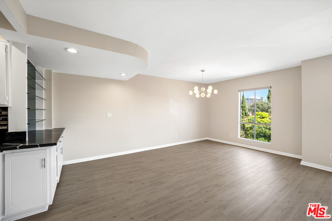 815 S Shenandoah St Unit: 304