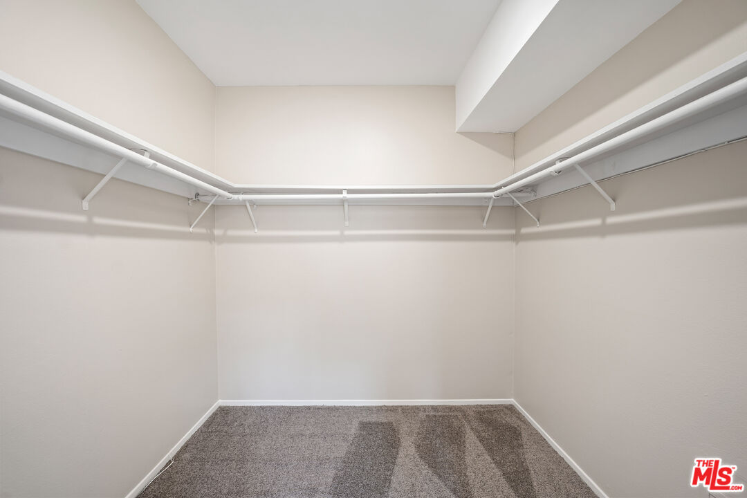 815 S Shenandoah St Unit: 304