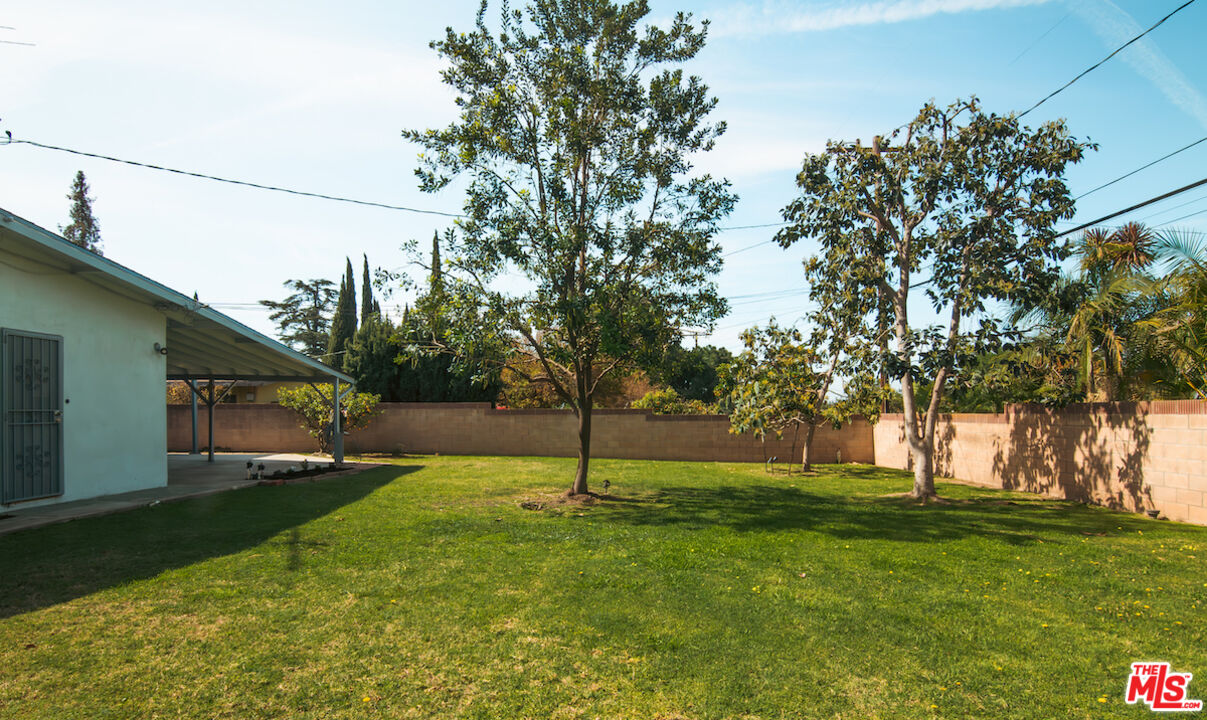 8431 Davista Dr