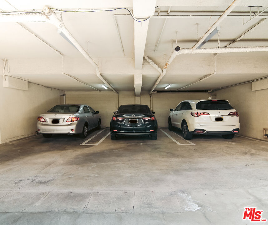 11652 Iowa Ave Unit: 1
