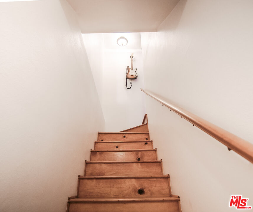 11652 Iowa Ave Unit: 1