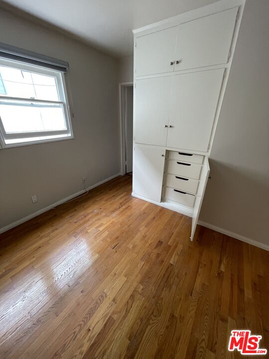 1207 N Horn Ave Unit: 2