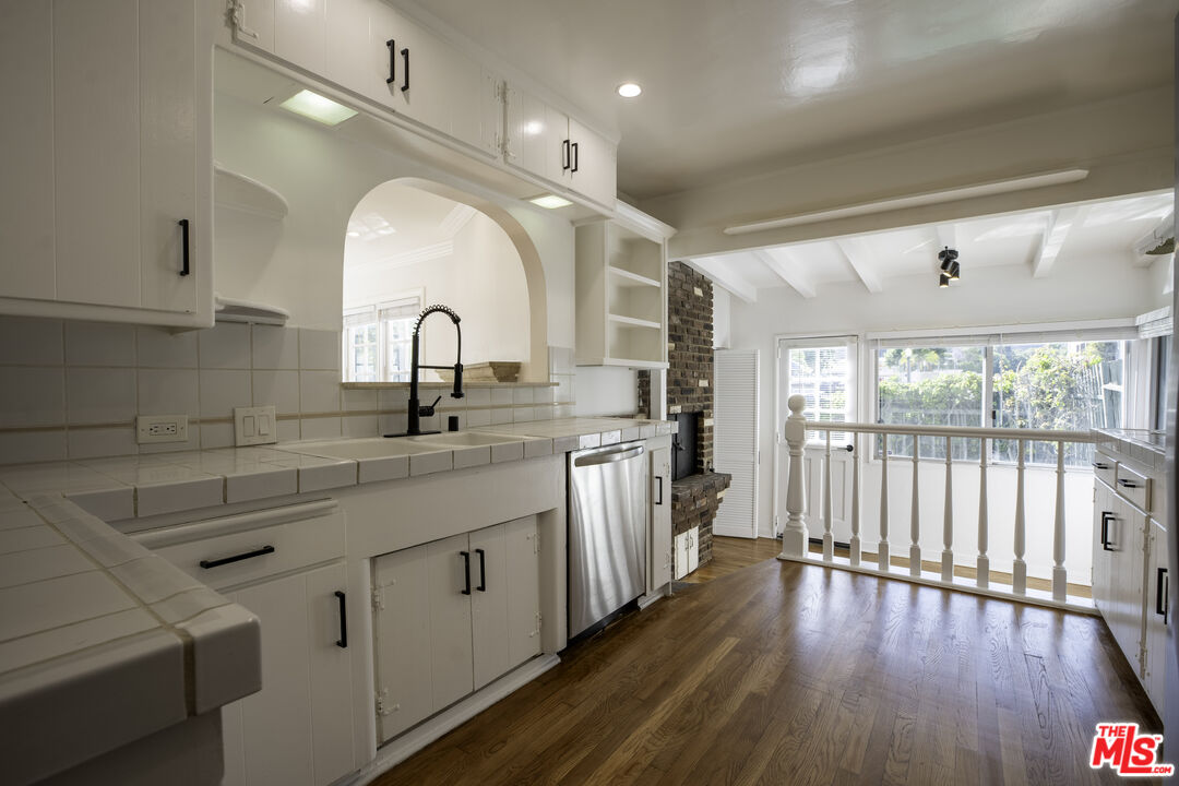 11680 Bellagio Rd