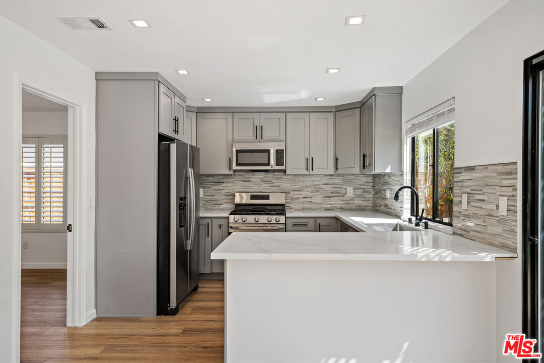 4120 ARROYO WILLOW LN