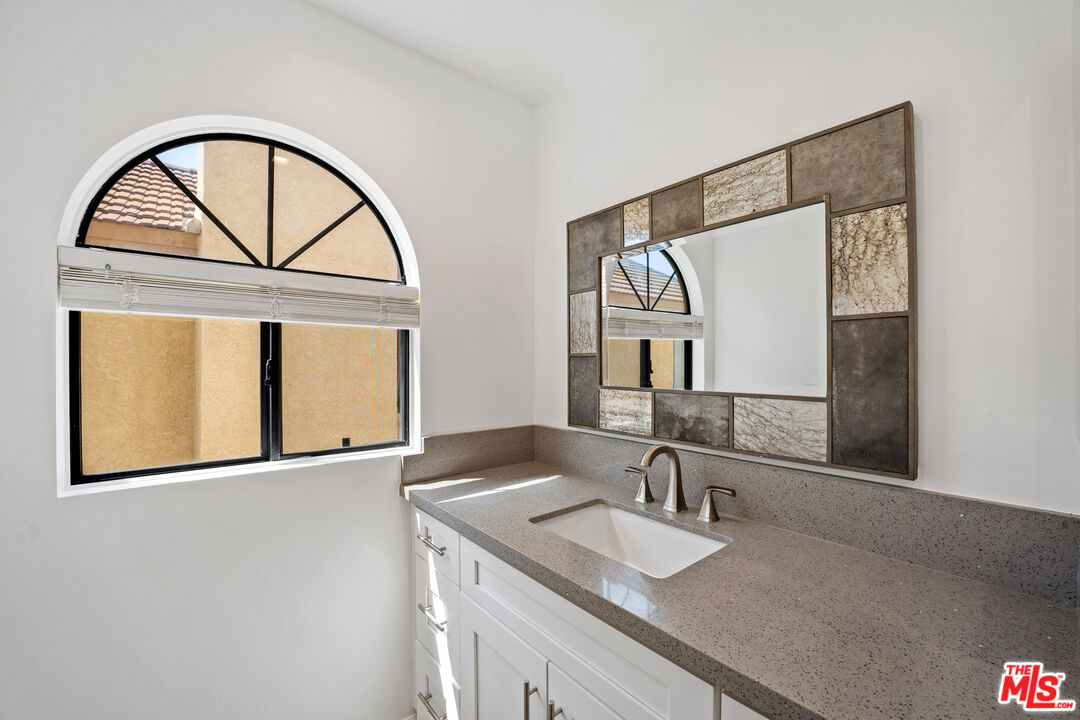 4120 ARROYO WILLOW LN