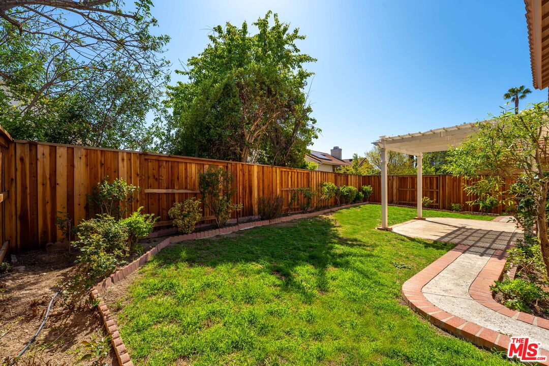 4120 ARROYO WILLOW LN