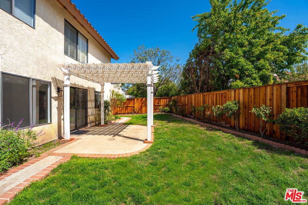 4120 ARROYO WILLOW LN