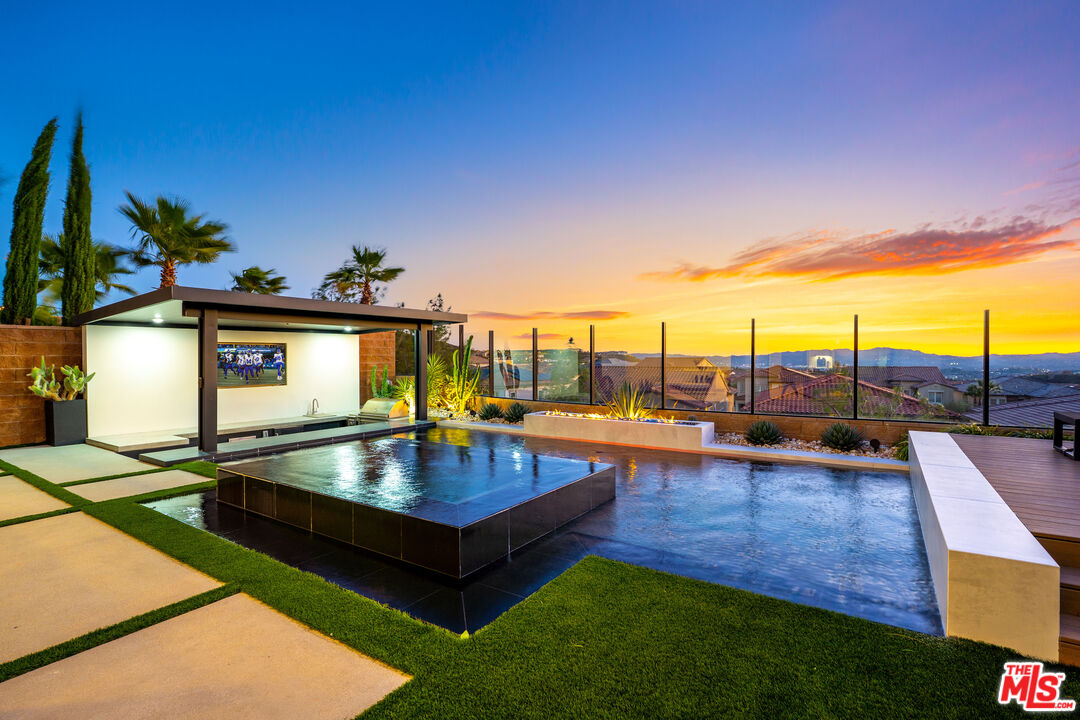 20712 W Deer Grass Ct