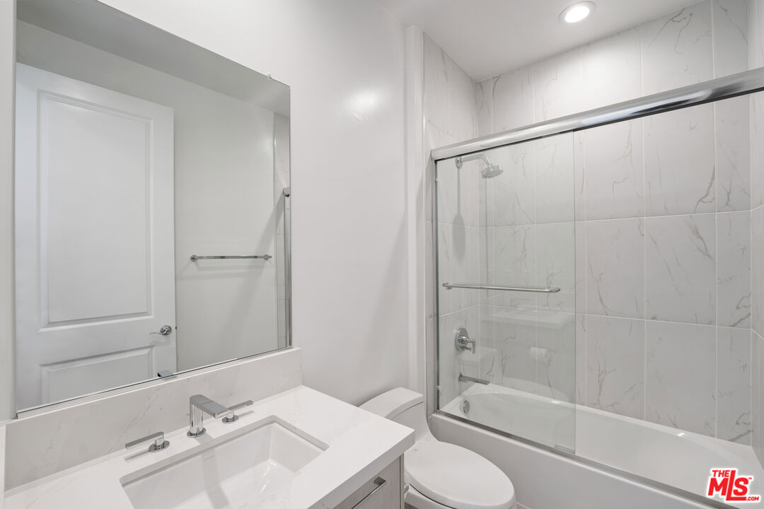 20712 W Deer Grass Ct