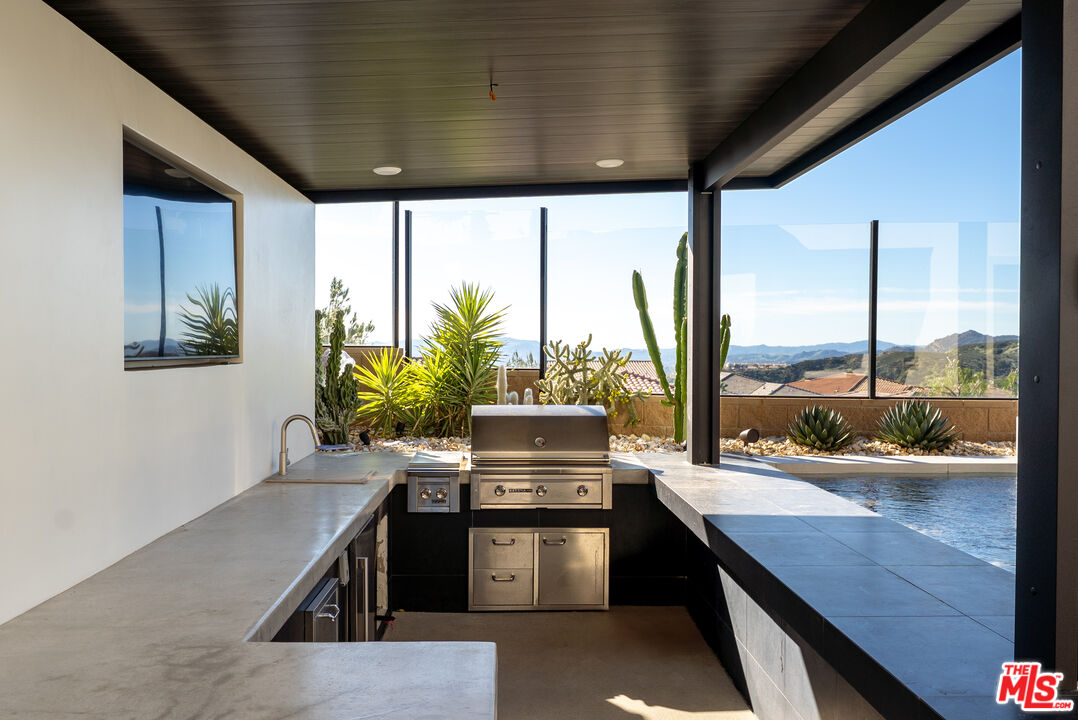 20712 W Deer Grass Ct