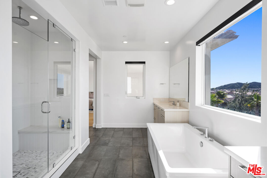 20712 W Deer Grass Ct