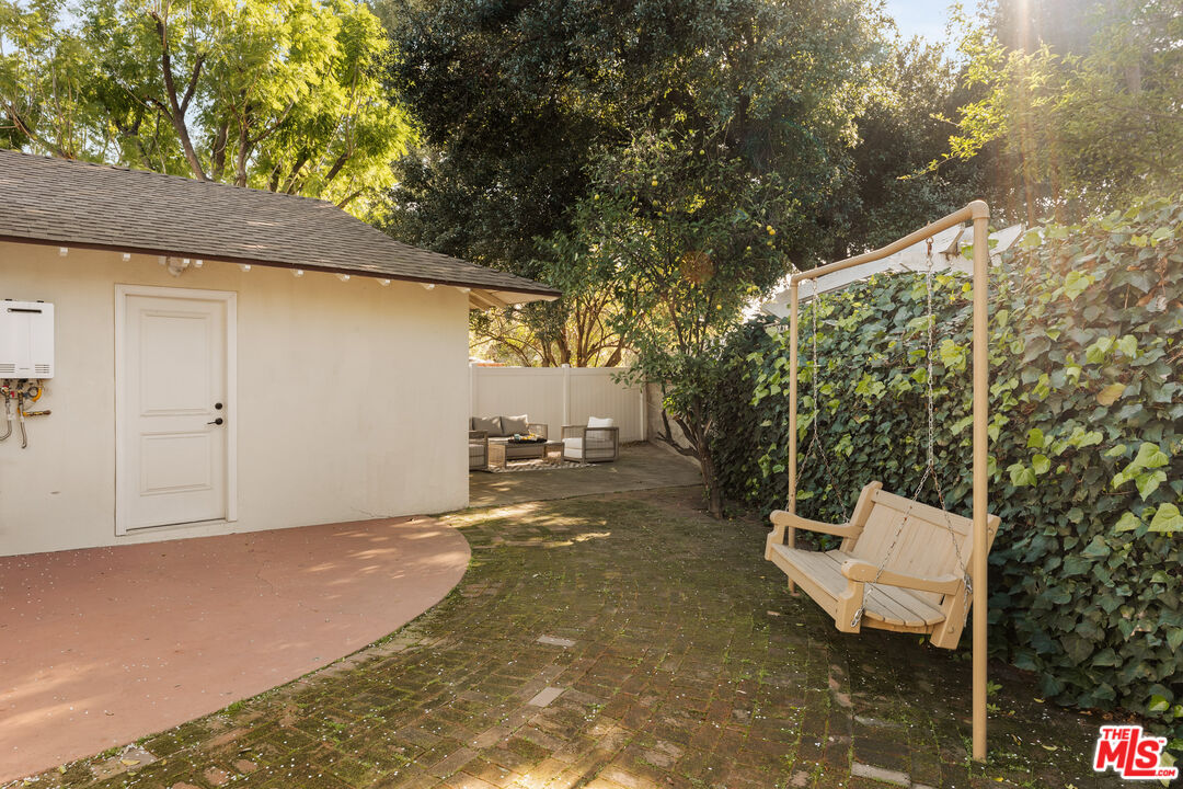 23153 Gonzales Dr