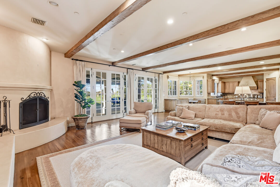 3843 Rock Hampton Dr