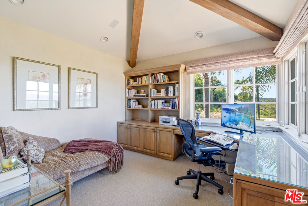 3843 Rock Hampton Dr