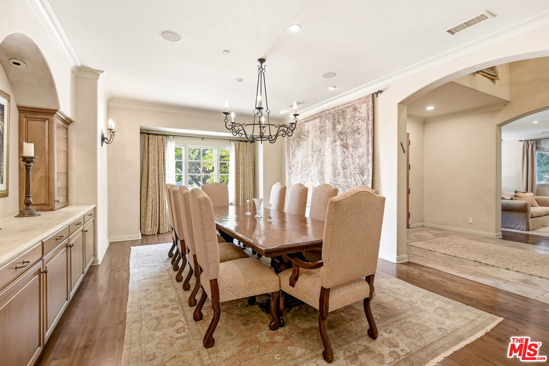 3843 Rock Hampton Dr