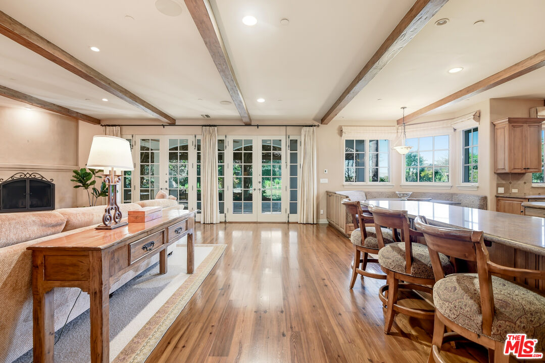 3843 Rock Hampton Dr