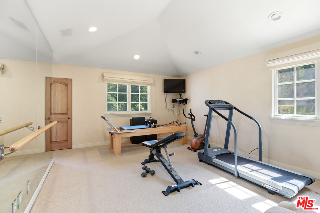 3843 Rock Hampton Dr