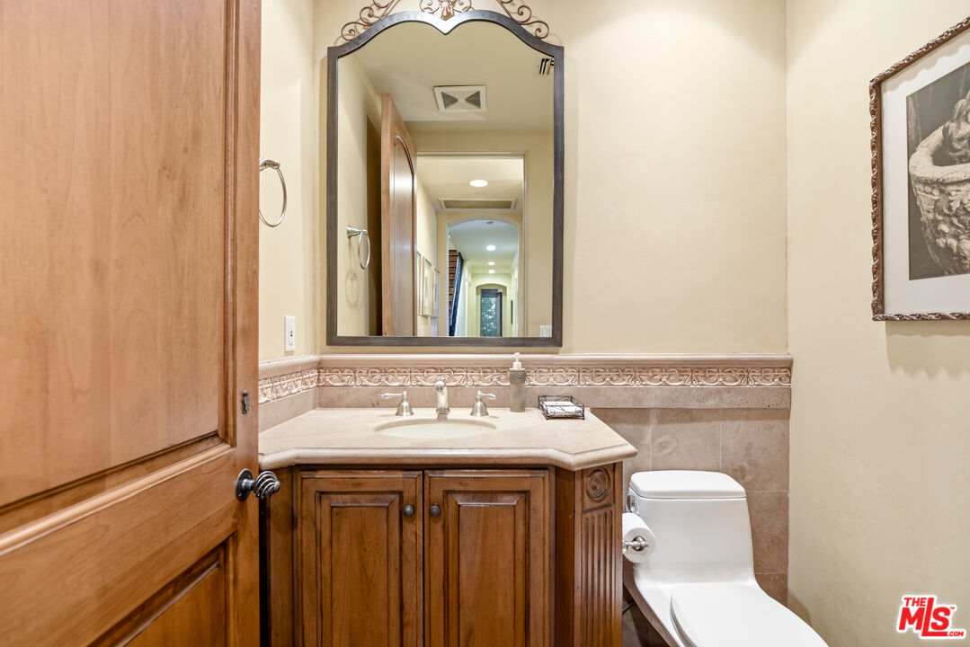 3843 Rock Hampton Dr