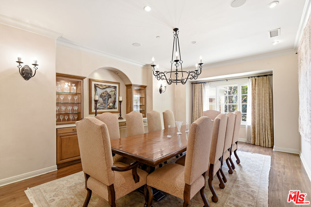 3843 Rock Hampton Dr