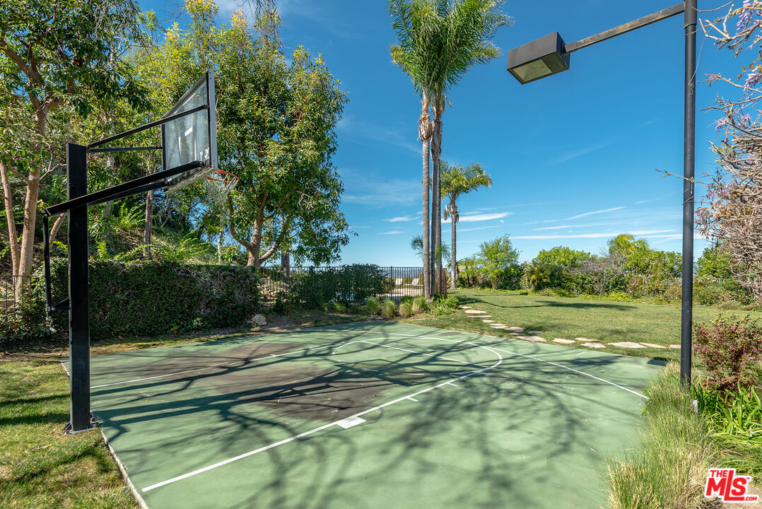 3843 Rock Hampton Dr