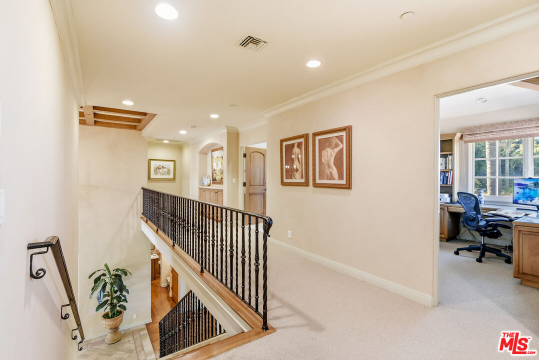 3843 Rock Hampton Dr