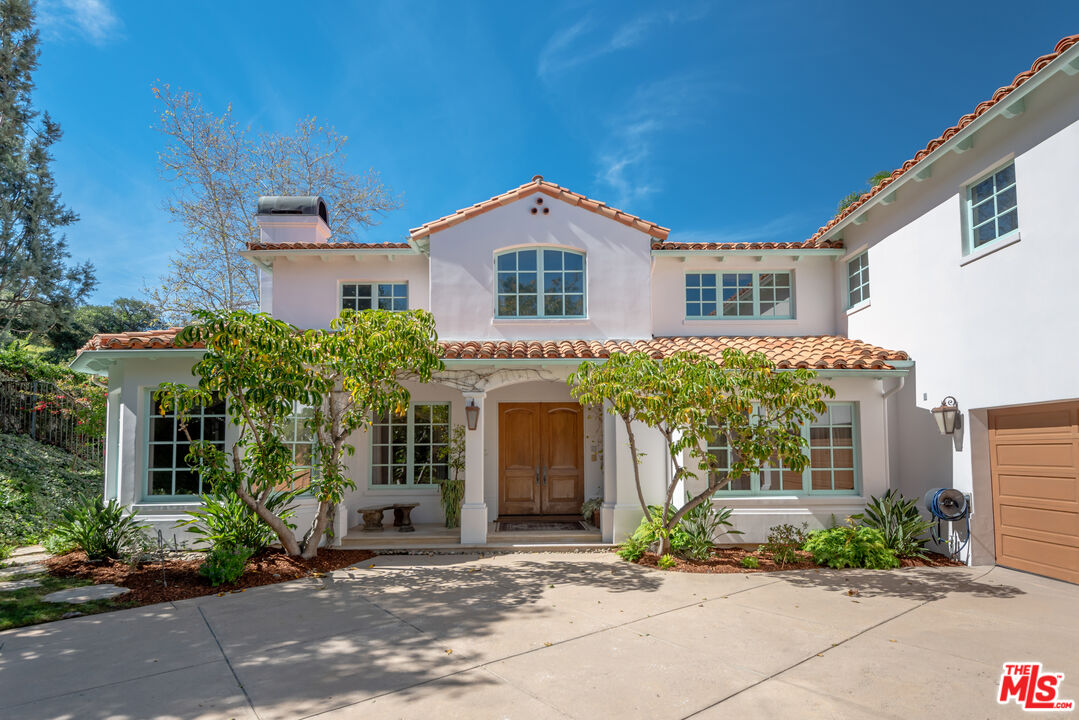 3843 Rock Hampton Dr