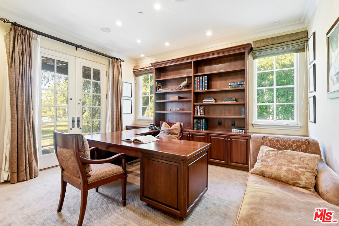 3843 Rock Hampton Dr