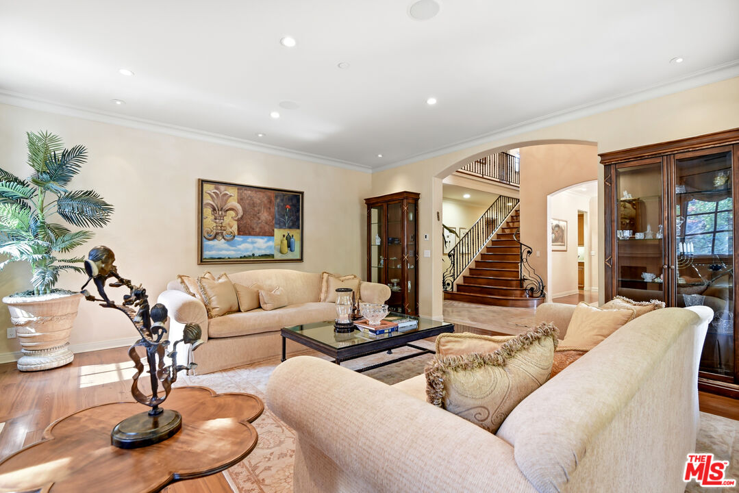 3843 Rock Hampton Dr