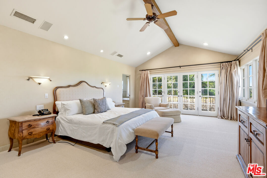 3843 Rock Hampton Dr