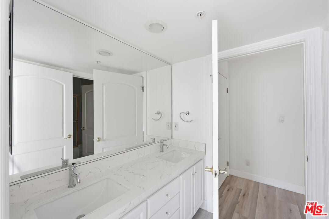 2311 Schader Dr Unit: 107