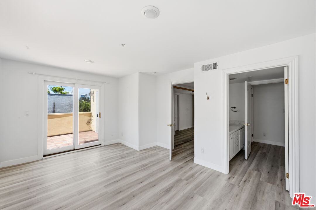 2311 Schader Dr Unit: 107