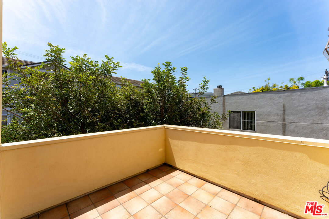 2311 Schader Dr Unit: 107