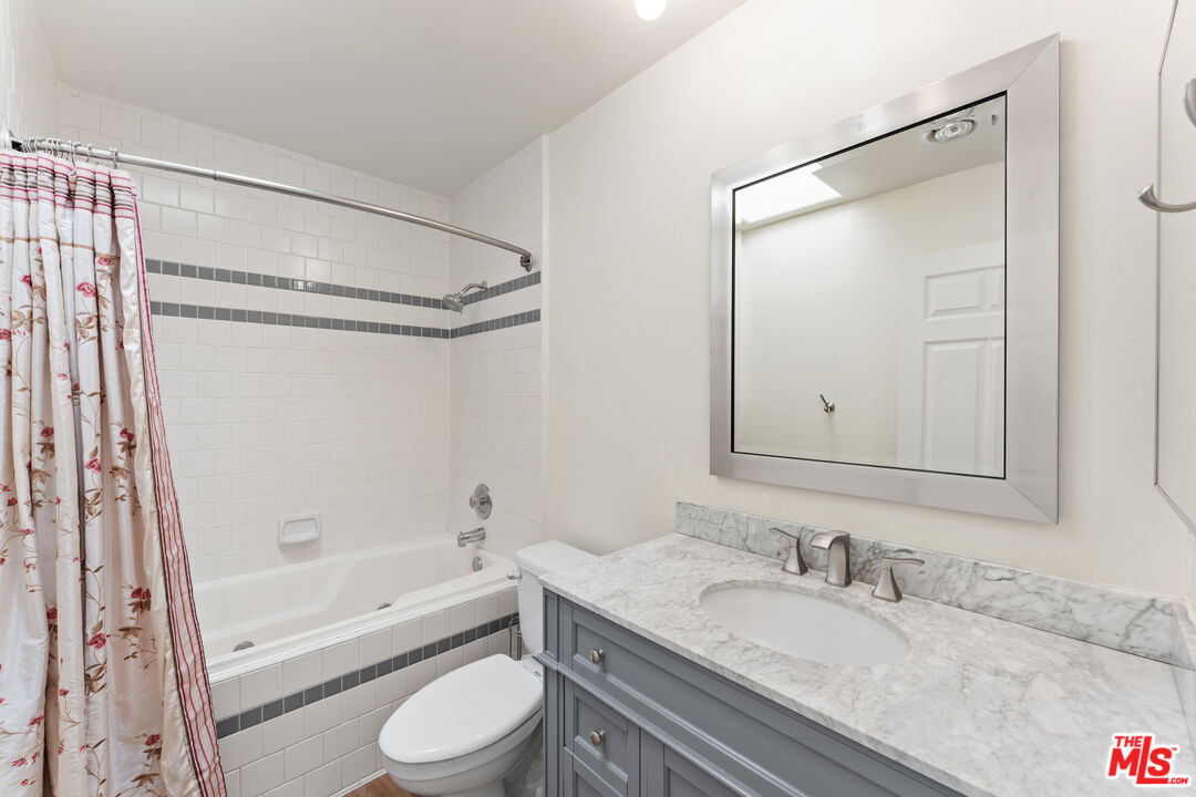 5145 Yarmouth Ave Unit: 29