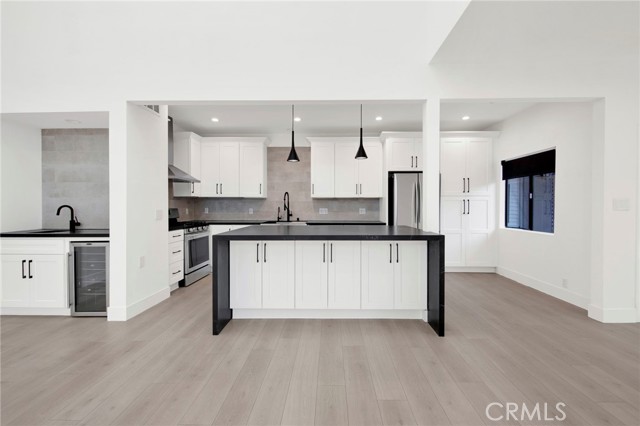 14844 Dickens Unit: 301