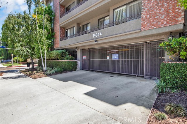 14844 Dickens Unit: 301