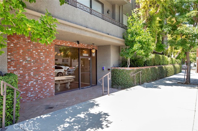 14844 Dickens Unit: 301